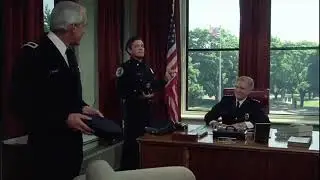 His laugh made me laugh CAPTAIN HARRIS  POLICE ACADEMY FUNNY 2