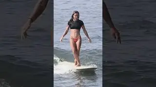 She Gets A Smooth One At Batu Bolong 