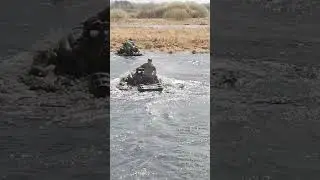 Безумие или Отвага?🤔 мастер класс от Вани по форсированию реки. 😎 