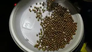 Steel balls in a pulsed magnetic field