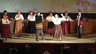 Выступление на отчётном концерте хореографического ансамбля 