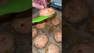 Куриные котлеты в духовке