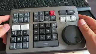 DaVinci Resolve Speed Editor Connect Cable and Bluetooth