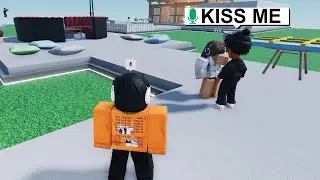 THIS ROBLOX ODER WANTED A GIRL VOICE CHAT