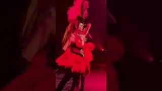 Showgirl cabaret