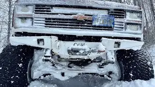 Squarebody vs Snow: K5 Blazer Battles Deep Trails & Steep Climbs