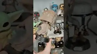 Muddy Mando fighting the Mudhorn Funko Pop 