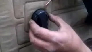 снять ручку стеклоподъемника ВАЗ / remove the handle window