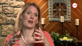 Farsi - Christie May Pt 1 - The Progression of Lesbian Confusion