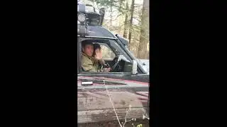 Пикник у горной речки