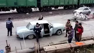 Сколько людей в машине! полная версия