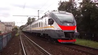 Новый электропоезд ЭП2Д на станции Каланчевская