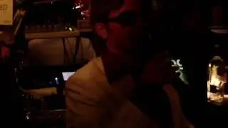 Keessie zingt Bloody Mary.MP4