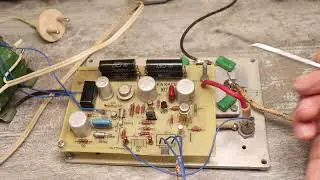 Thyristor charger with current stabilization
