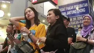 4 lagu pilihan di Retmelo Buskers Bukit Bintang Kuala Lumpur.