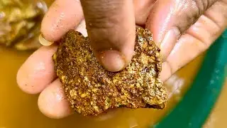 SHOCKED THE WORLD..,! AMAZING GOLD DISCOVERY, GOLD PROSPECTING, GOLD RUSH, TRADITIONAL GOLD PANNING