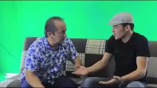 Valijon Shamsiyev jurnalistni urib tashladi