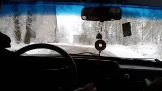 Как заехать на скользкую горку (на летней резине)