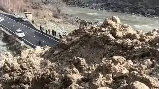 Калонтарин Тарма дар н.Дарвоз  Самый большой Лавина بلای طبیعی در دهستان دروازه ورود طارمه