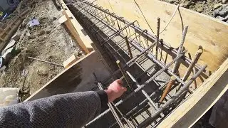Ростверк (ленточный фундамент) по свайному полю