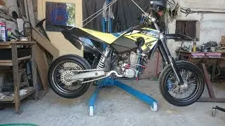 husaberg supermoto red hot exhaust and flames