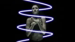 Ceate Neon Glow Lines Effect Around Person | Photoshop Tutorial