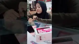 KUMPULAN TIK TOK|| CEWEK HIJAB HOT|| CEWEK VIRAL PEMBELI IPHONE