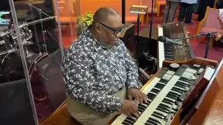 Windell Lowe and Jonathan Bone going crazy after Ephesus Seventh-Day Adventist Church service😟😟🤯
