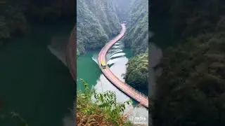 first floating bridge in the world