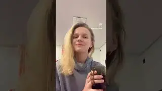 Меня зову Ульяна и я занимаюсь печатью на кружках.