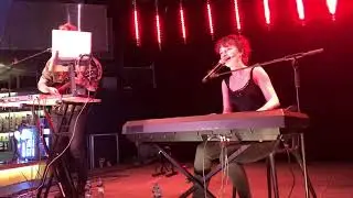 Kwiat Jabłoni - Dzień Dobry (na żywo, Królestwo)