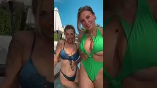 BIG TITS SLIP BIG NIP SLIP BIG BOOBS FLASH !??!?!?!  