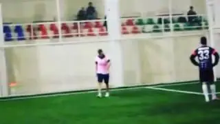 Voleyi cakarim isime bakarim... 😂👍
