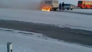 Машина скорой помощи загорелась под Карагандой