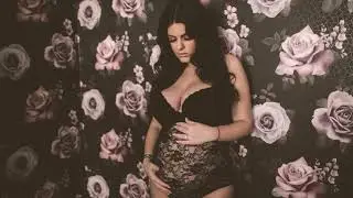Maternity Boudoir In NYC With Photographer Evgenia Ribinik
