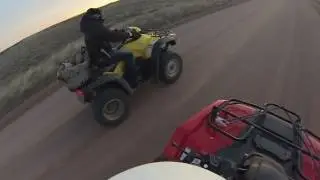 Vid #71 - DRAG WAR: '06 Foreman 500 4x4 ES vs '16 Rancher 4x4 DCT EPS