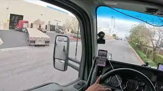 Blocking 2 lanes of traffic | Rookie flatbedder tarping | OTR Truck Driver