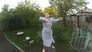 Танец с Секретом Под Халатом