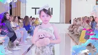 Авторская игрушка зайчик из натурального меха персик