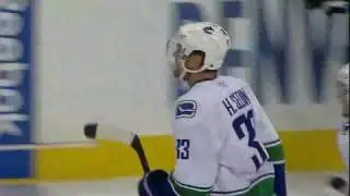 Henrik Sedin Hat Trick vs Avalanche 11/14/2009