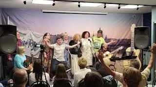 Не секрет, что друзья не растут в огороде))), заключительная песня второго отделения, 13.06.2023