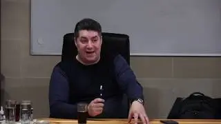 ИДЕОЛОГИЯ И ПРАВО ИЛИ ЖИРАФ БОЛЬШОЙ, ЕМУ ВИДНЕЙ.