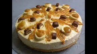 Twix Banoffee Cheesecake with Greek Yoghurt and Caramelized Bananas