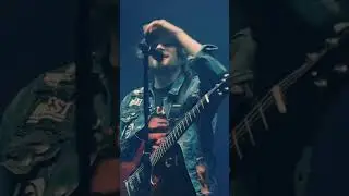 we let riot fest handle this one 🎥 lupe bustos