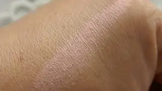 Хайлайтер Вивьен Сабо