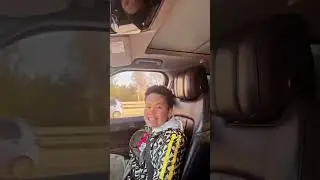 Павел Прилучный мия и тима поют в машине
