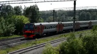 Электропоезд ЭД4М-1033/1034 на перегоне Жеребцово - Издревая