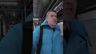 Interesting people in New York meet on the street