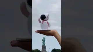 Take my Eilik robot all the way to Liberty Statue 🗽