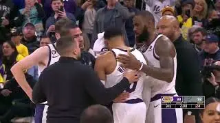 Russell Westbrook tries to fight Zach Collins after he got elbowed in his face😳